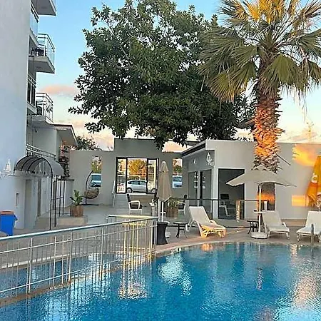 Mia Casa Hotel 3*